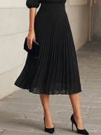Valentina | Set di Tre Pezzi: Top in Chiffon Nero e Gonna Midi Plissettata
